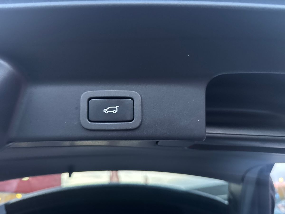 Used Jaguar F-Pace 2019 for sale - 76736051: Photo 27