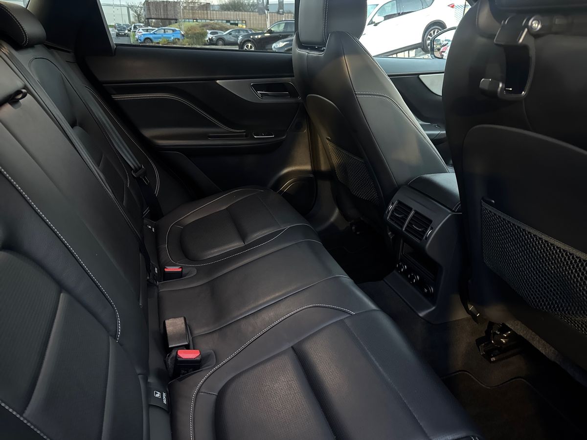 Used Jaguar F-Pace 2019 for sale - 76736051: Photo 30