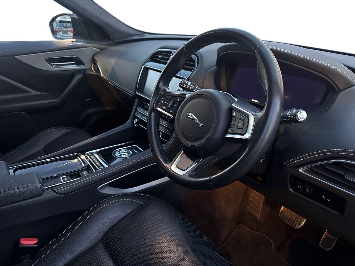 Used Jaguar F-Pace 2019 for sale - 76736051: Photo 9