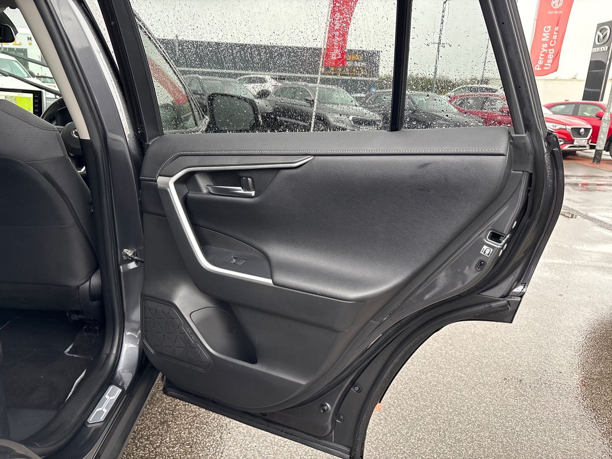 Used Toyota RAV4 2020 for sale - 76330658: Photo 37