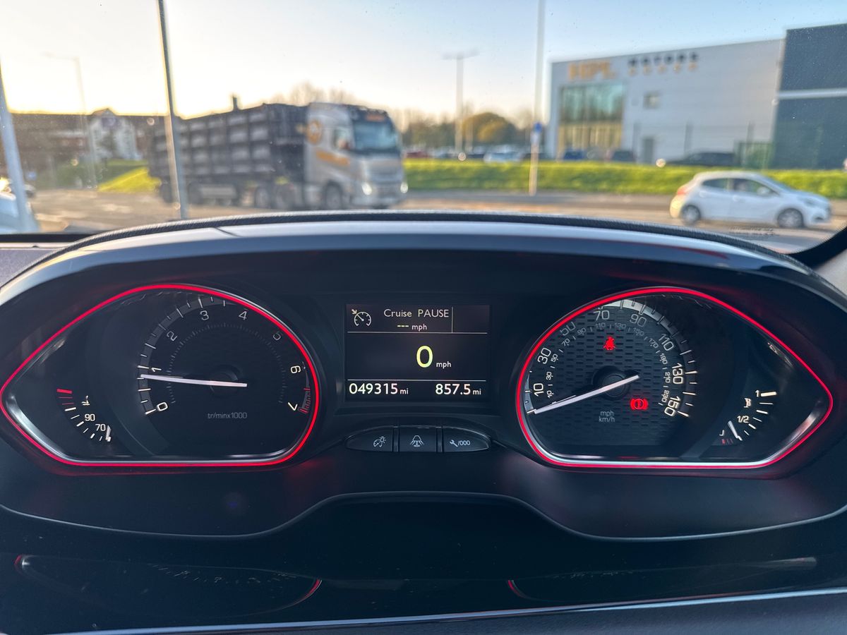 Used Peugeot 208 2017 for sale - 76736020: Photo 14