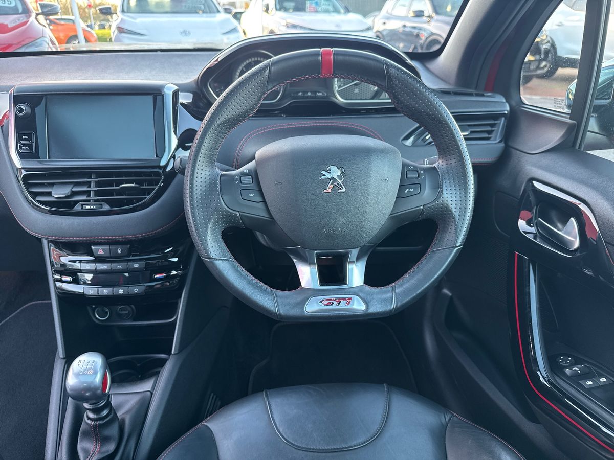 Used Peugeot 208 2017 for sale - 76736020: Photo 15