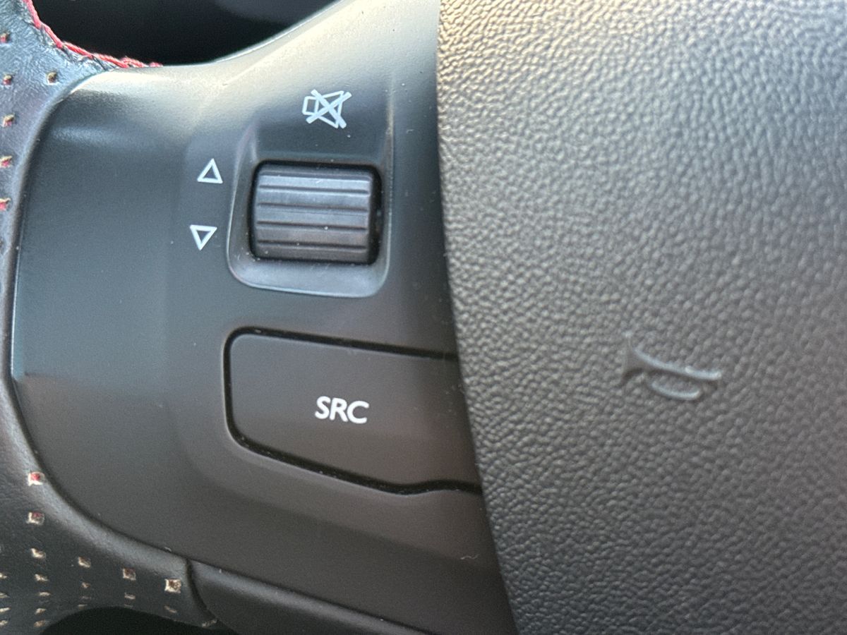 Used Peugeot 208 2017 for sale - 76736020: Photo 16