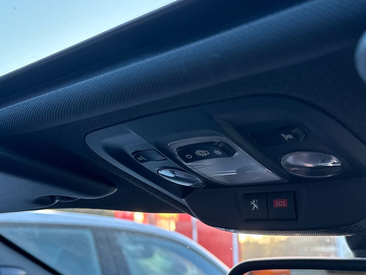 Used Peugeot 208 2017 for sale - 76736020: Photo 34