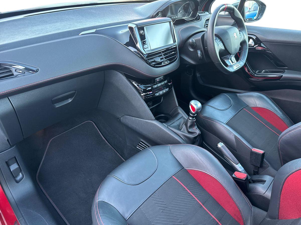 Used Peugeot 208 2017 for sale - 76736020: Photo 6