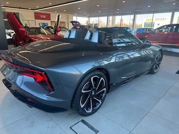 Used MG Cyberster 2025 for sale - 76243752: Photo