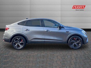 Used Renault Arkana 2023 for sale - 76565806: Photo