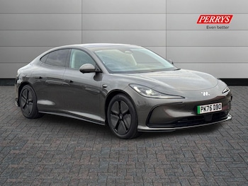 2025 - 300kW Long Range 100kWh 5dr Auto