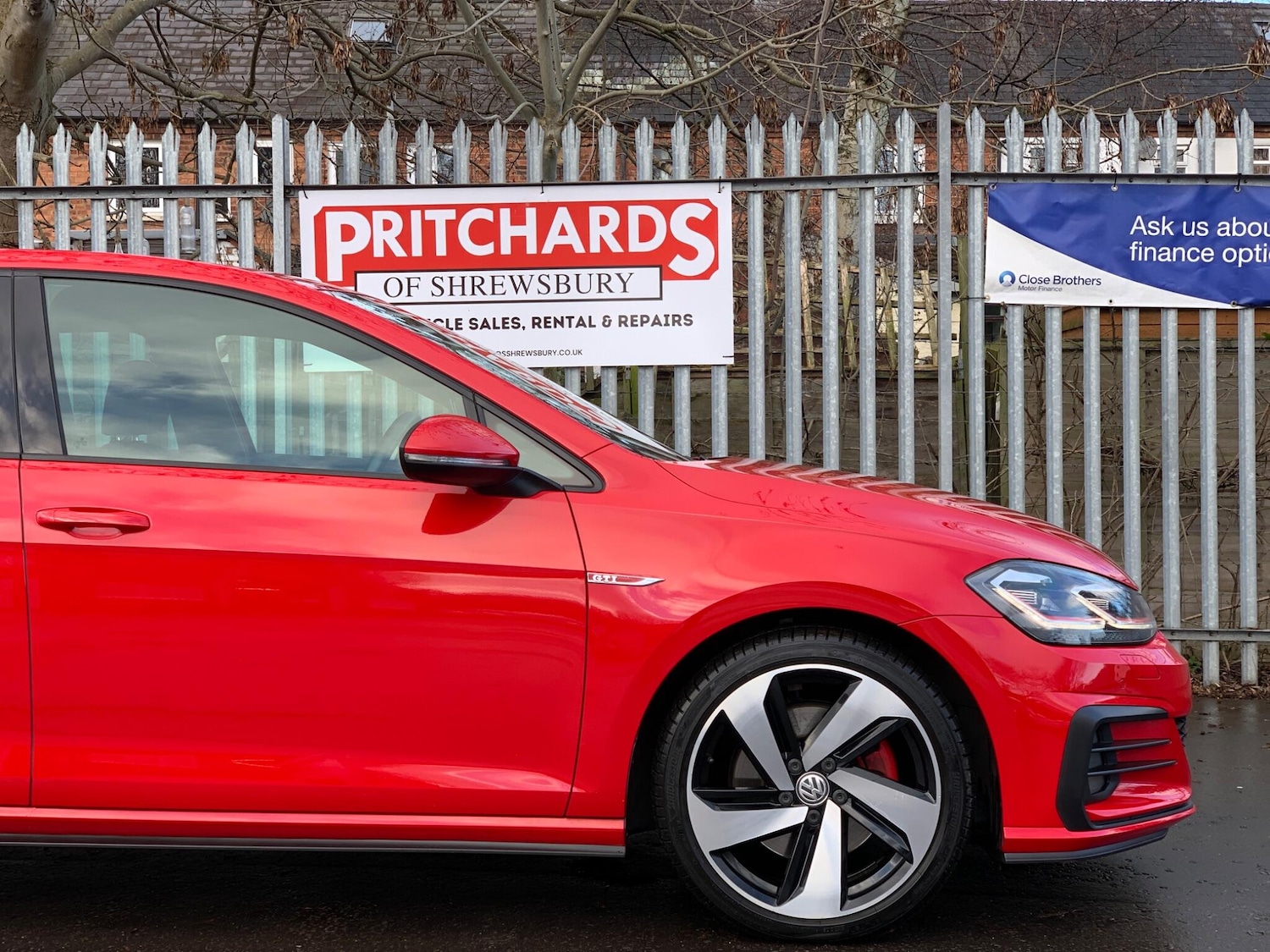 Used Volkswagen Golf 2017 for sale - 77238077: Photo 10