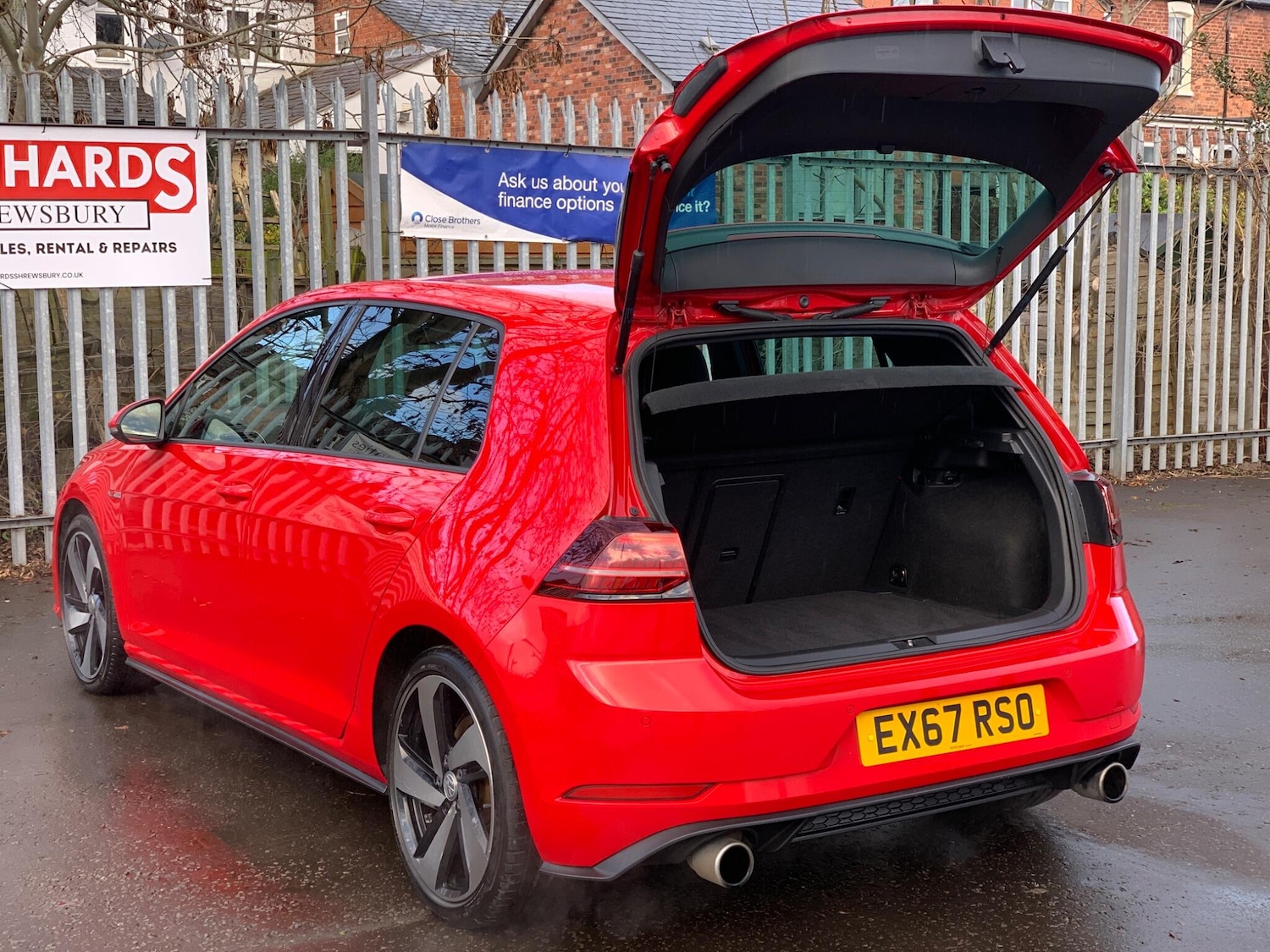 Used Volkswagen Golf 2017 for sale - 77238077: Photo 18