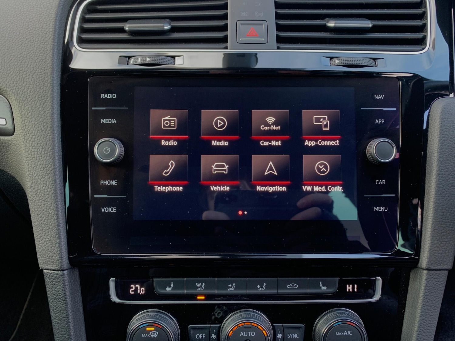 Used Volkswagen Golf 2017 for sale - 77238077: Photo 38