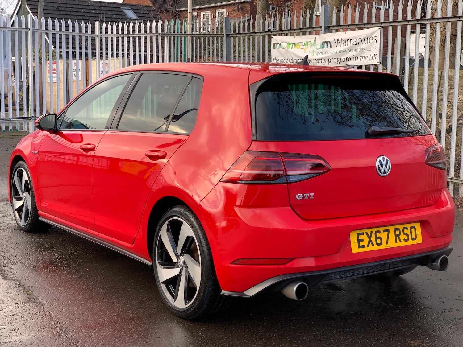 Used Volkswagen Golf 2017 for sale - 77238077: Photo 4