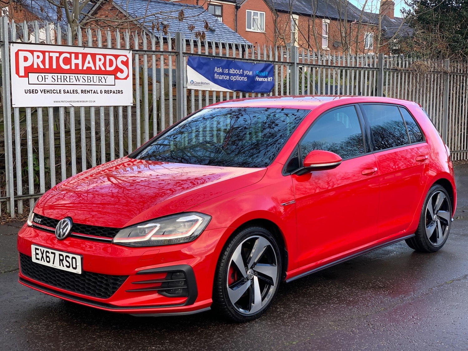 Used Volkswagen Golf 2017 for sale - 77238077: Photo 6