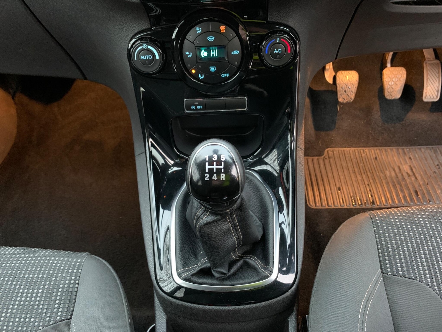 Used Ford Fiesta for sale - 77705169: Photo 31