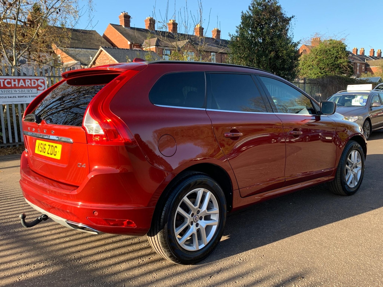 Used Volvo XC60 2016 for sale - 76613175: Photo 3