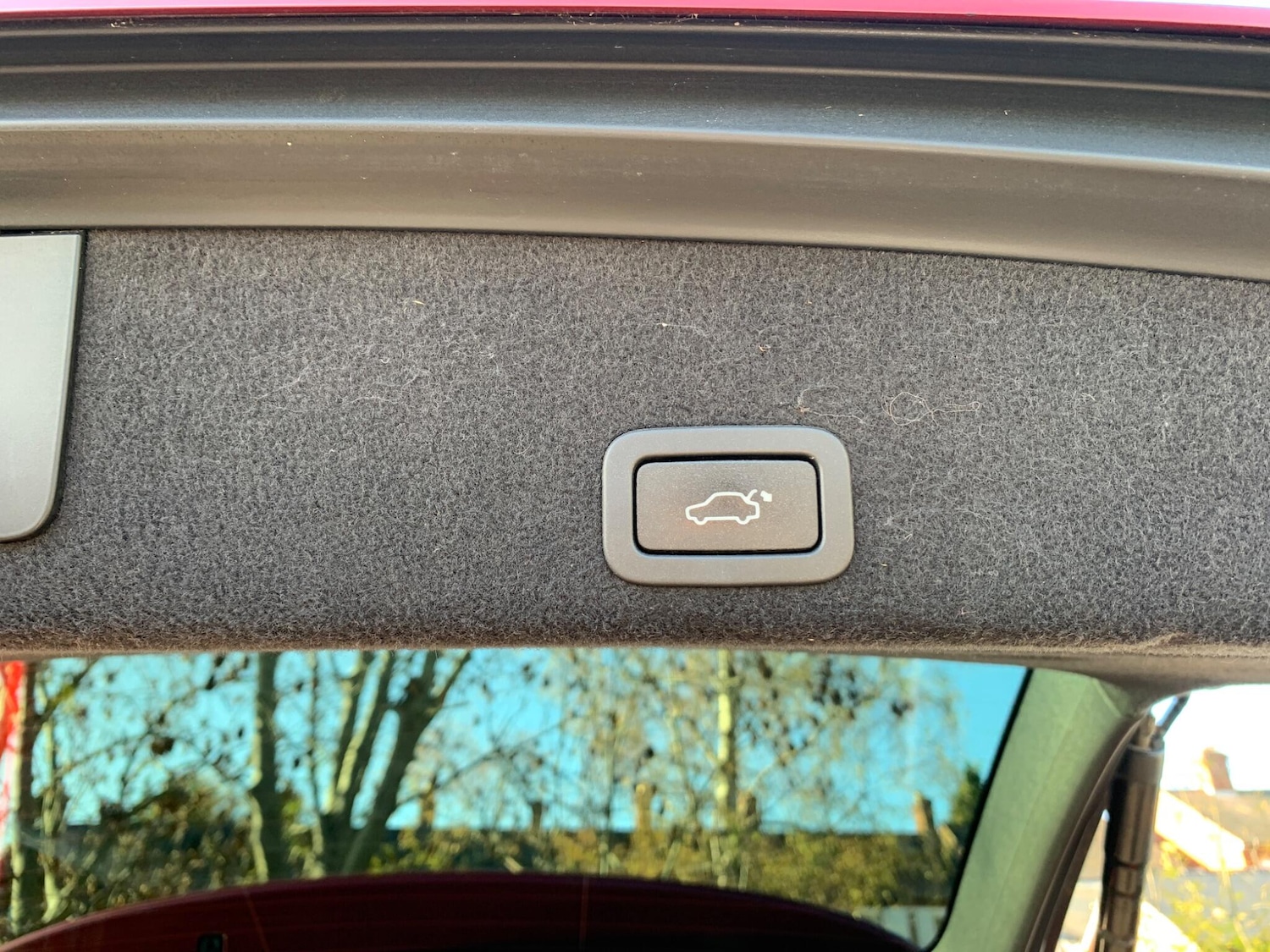 Used Volvo XC60 2016 for sale - 76613175: Photo 32