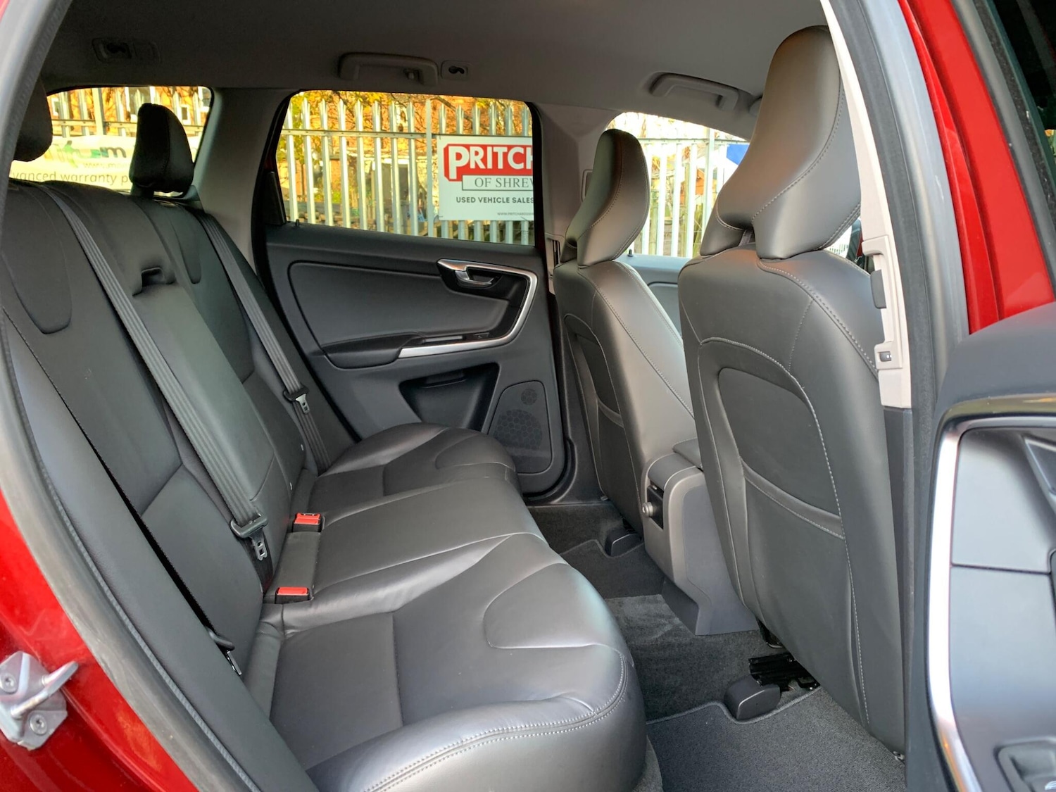 Used Volvo XC60 2016 for sale - 76613175: Photo 46