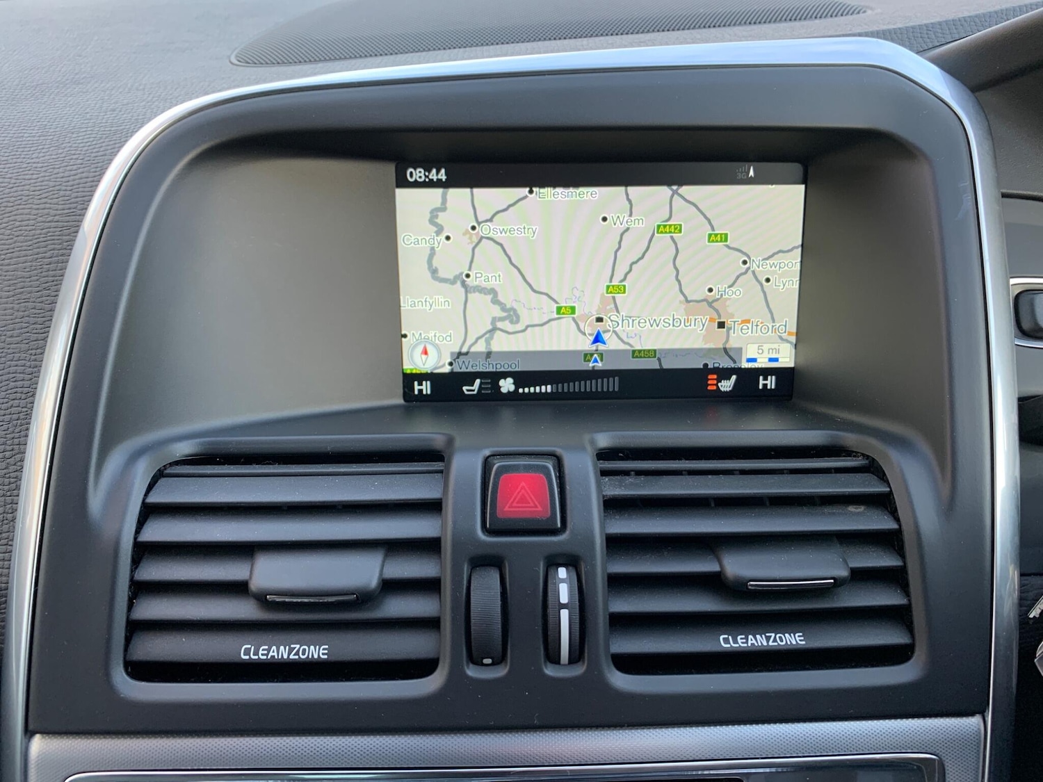 Used Volvo XC60 2016 for sale - 76613175: Photo 51