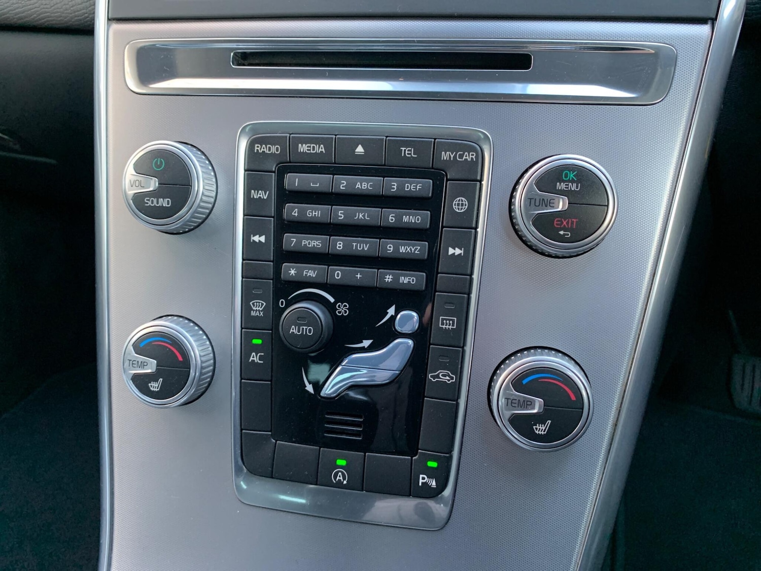 Used Volvo XC60 2016 for sale - 76613175: Photo 52