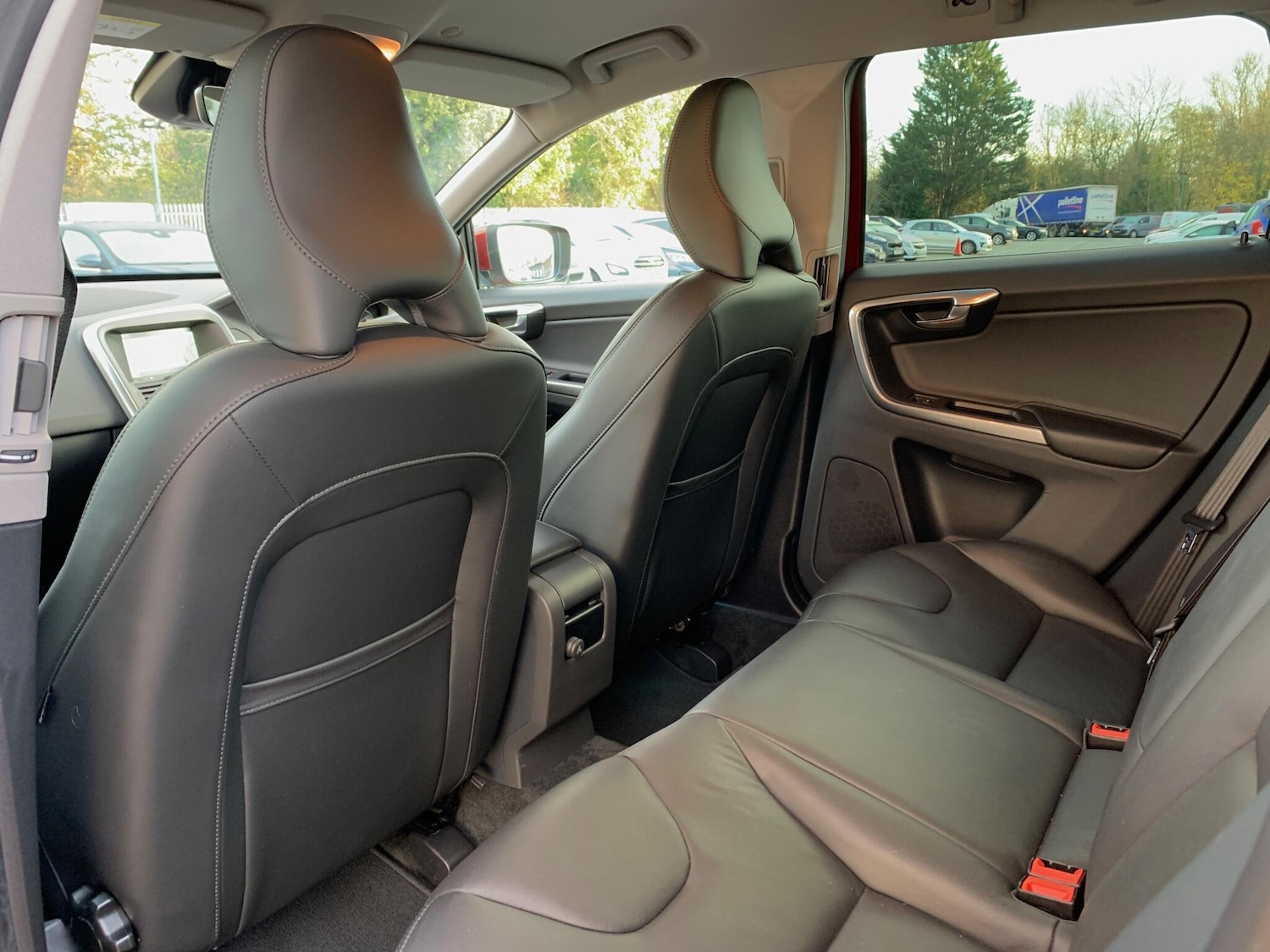 Used Volvo XC60 2016 for sale - 76613175: Photo 56