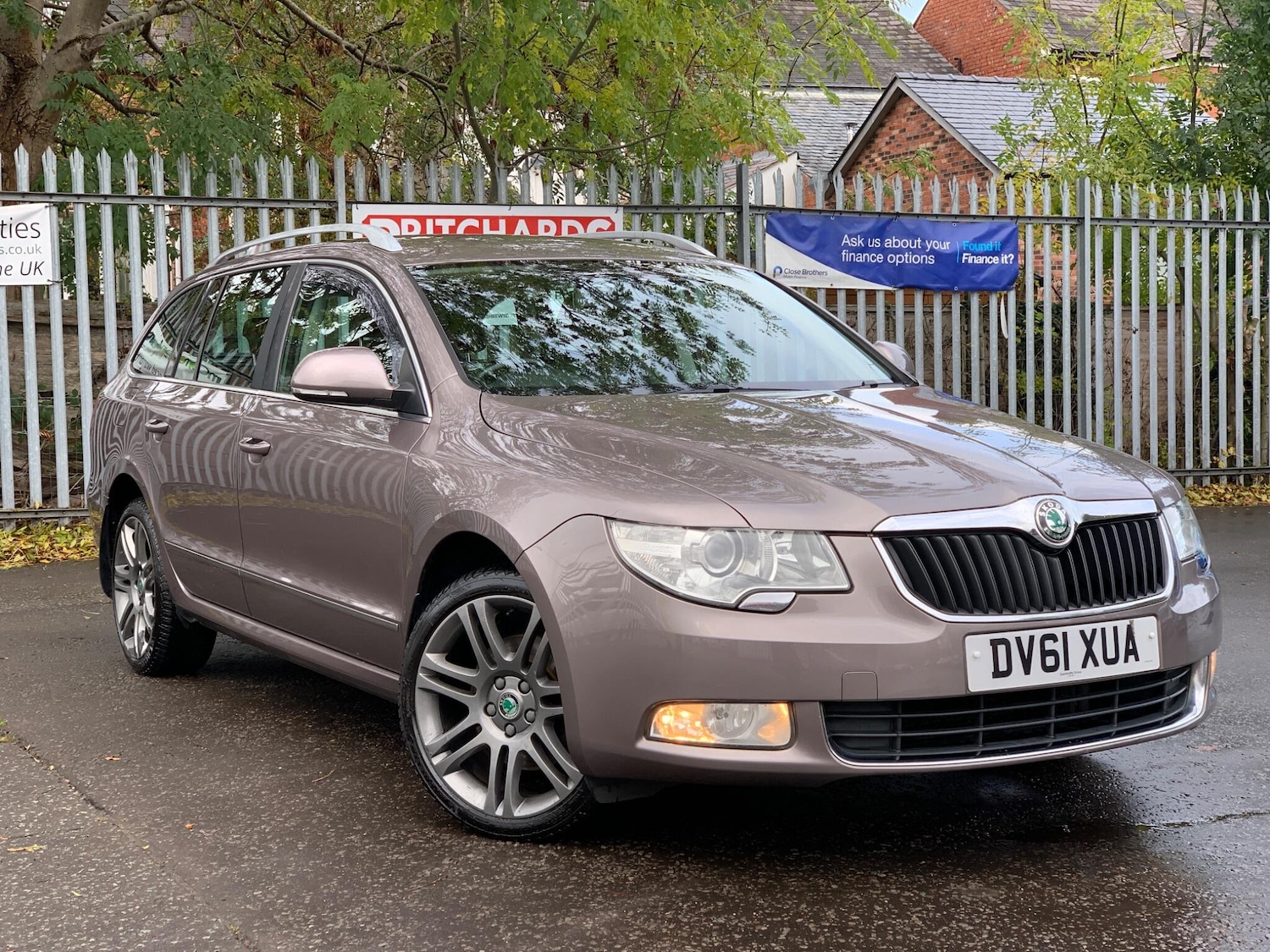 Used Skoda Superb 2012 for sale - 76408963: Photo 1