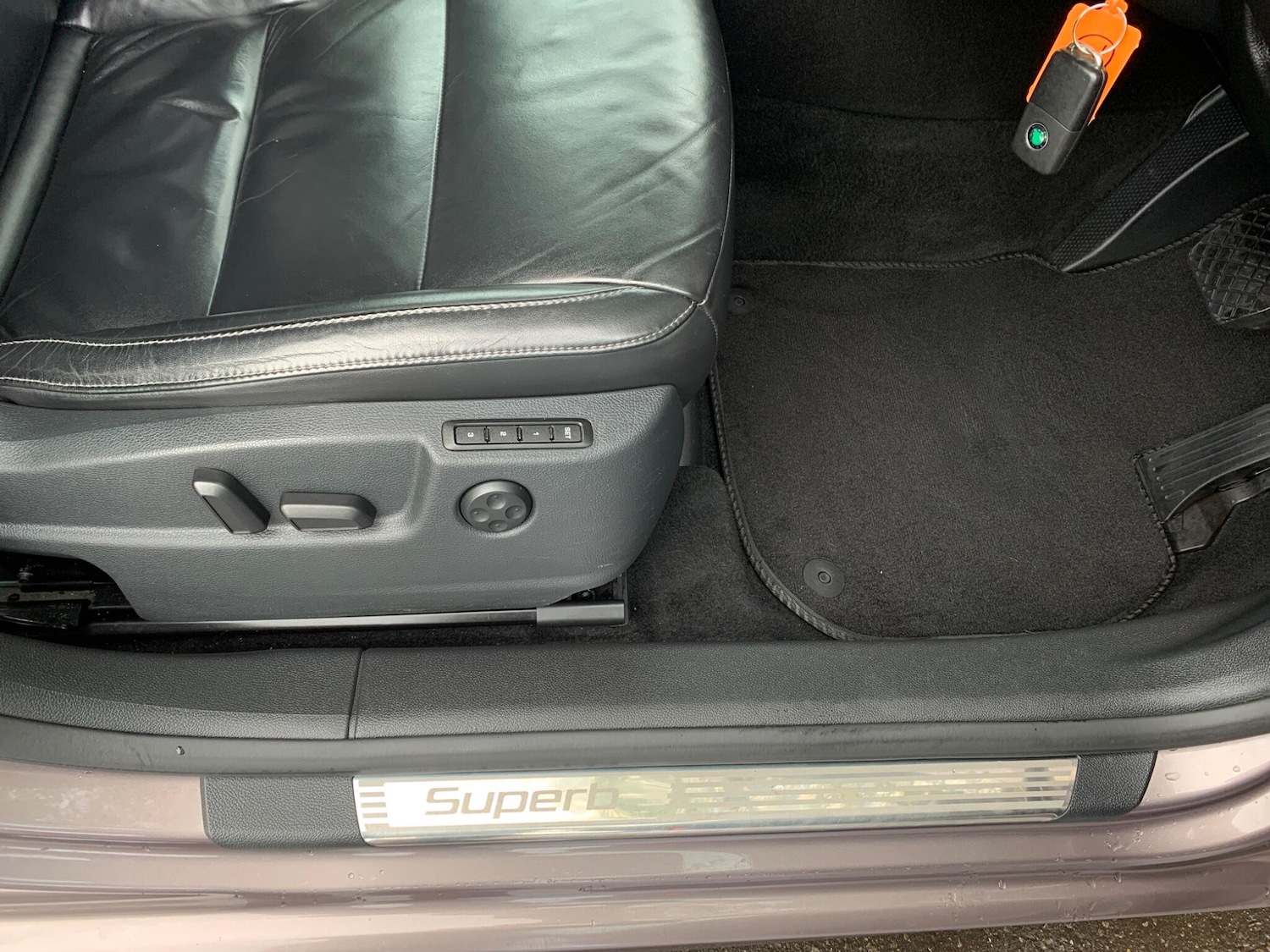 Used Skoda Superb 2012 for sale - 76408963: Photo 34