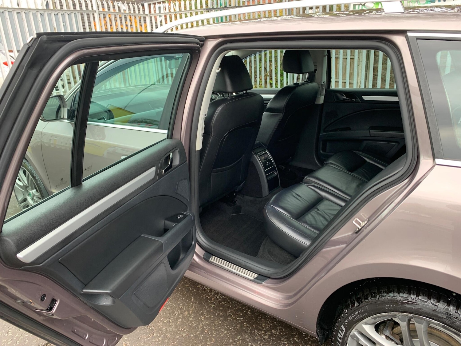 Used Skoda Superb 2012 for sale - 76408963: Photo 35