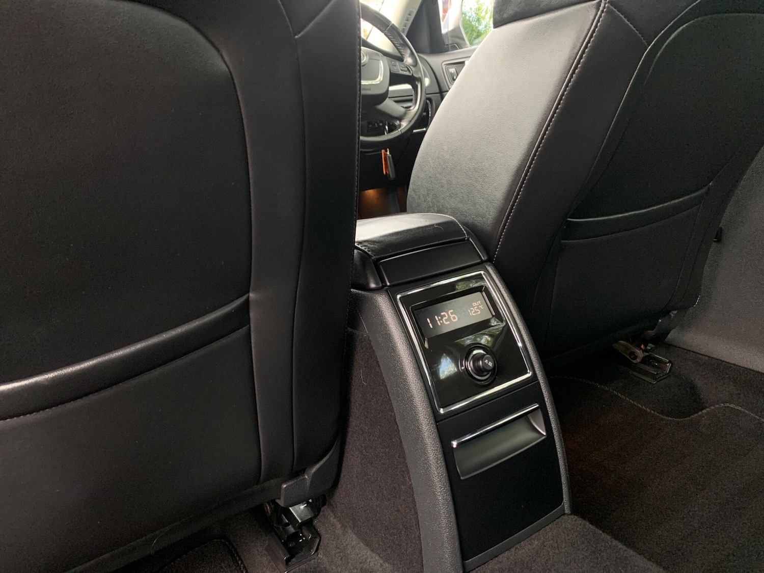 Used Skoda Superb 2012 for sale - 76408963: Photo 38