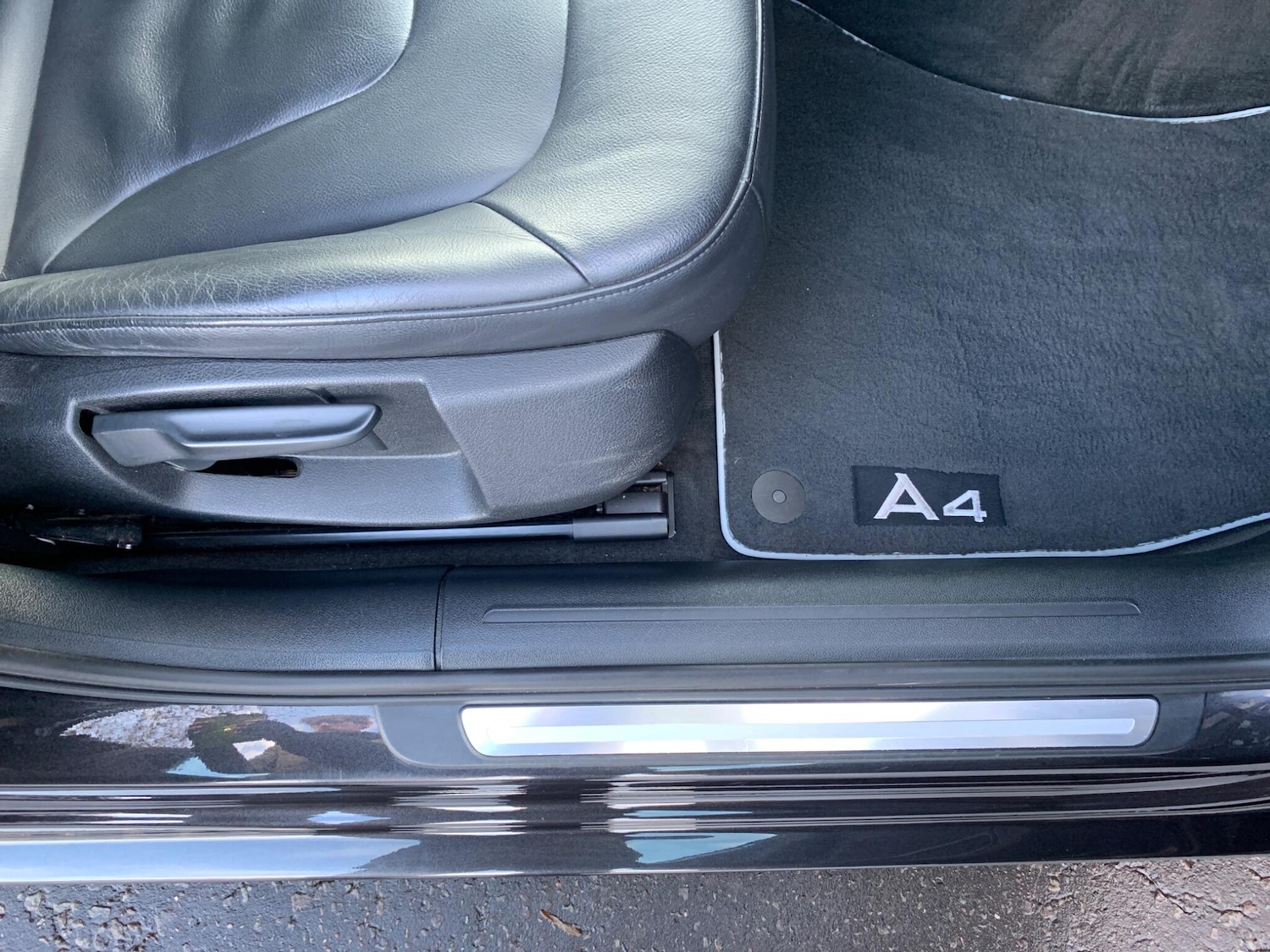 Used Audi A4 2015 for sale - 77440171: Photo 30