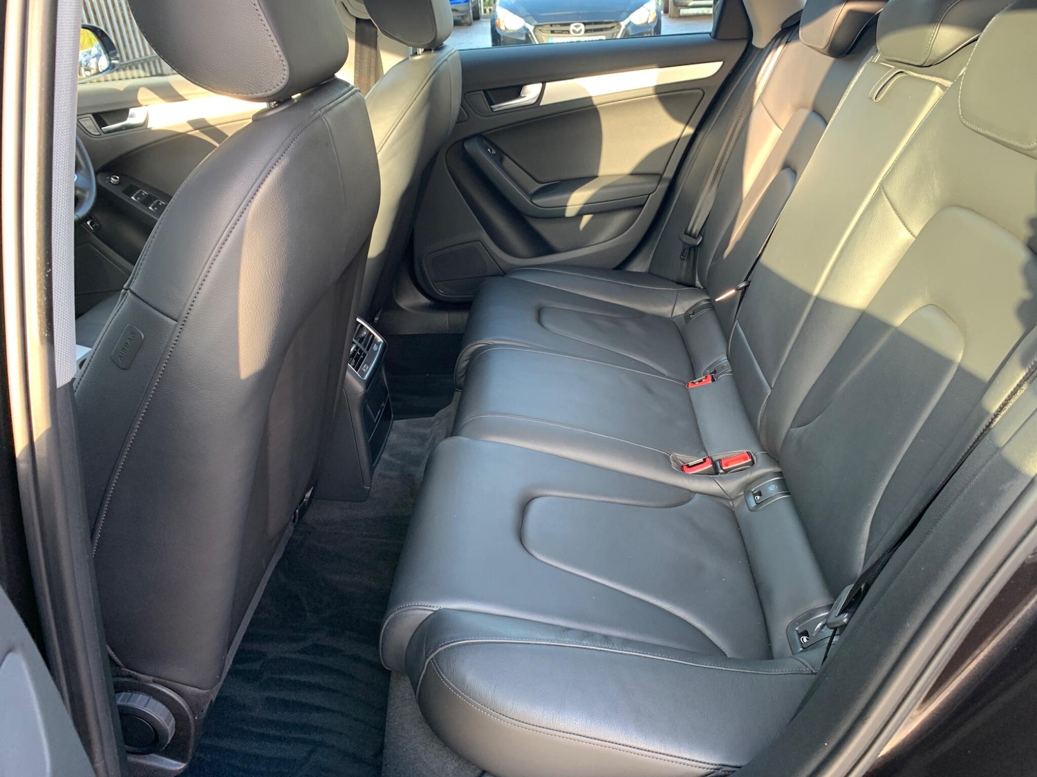 Used Audi A4 2015 for sale - 77440171: Photo 40