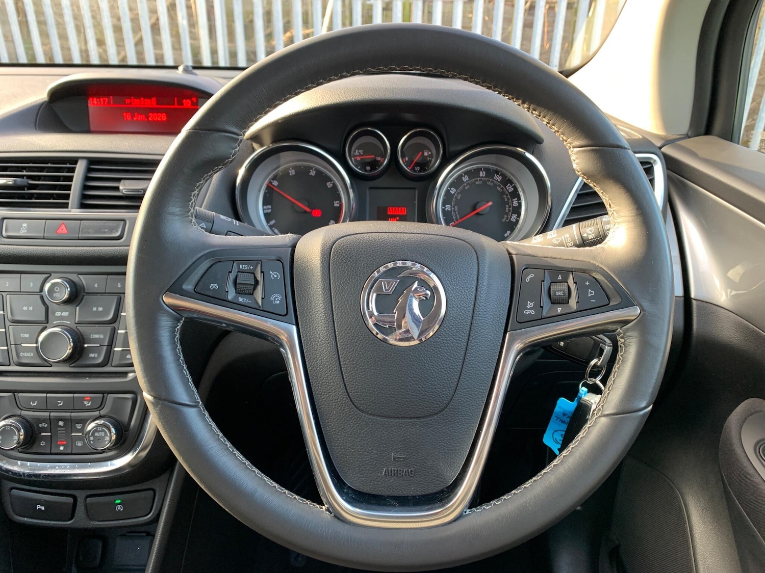 Used Vauxhall Mokka 2015 for sale - 77238640: Photo 28