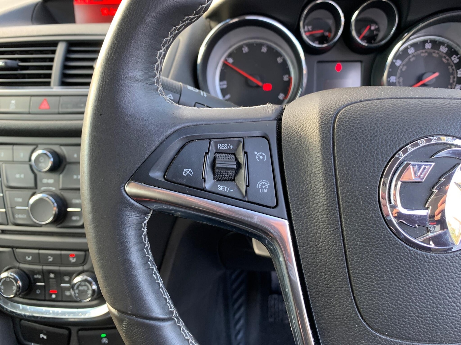 Used Vauxhall Mokka 2015 for sale - 77238640: Photo 30