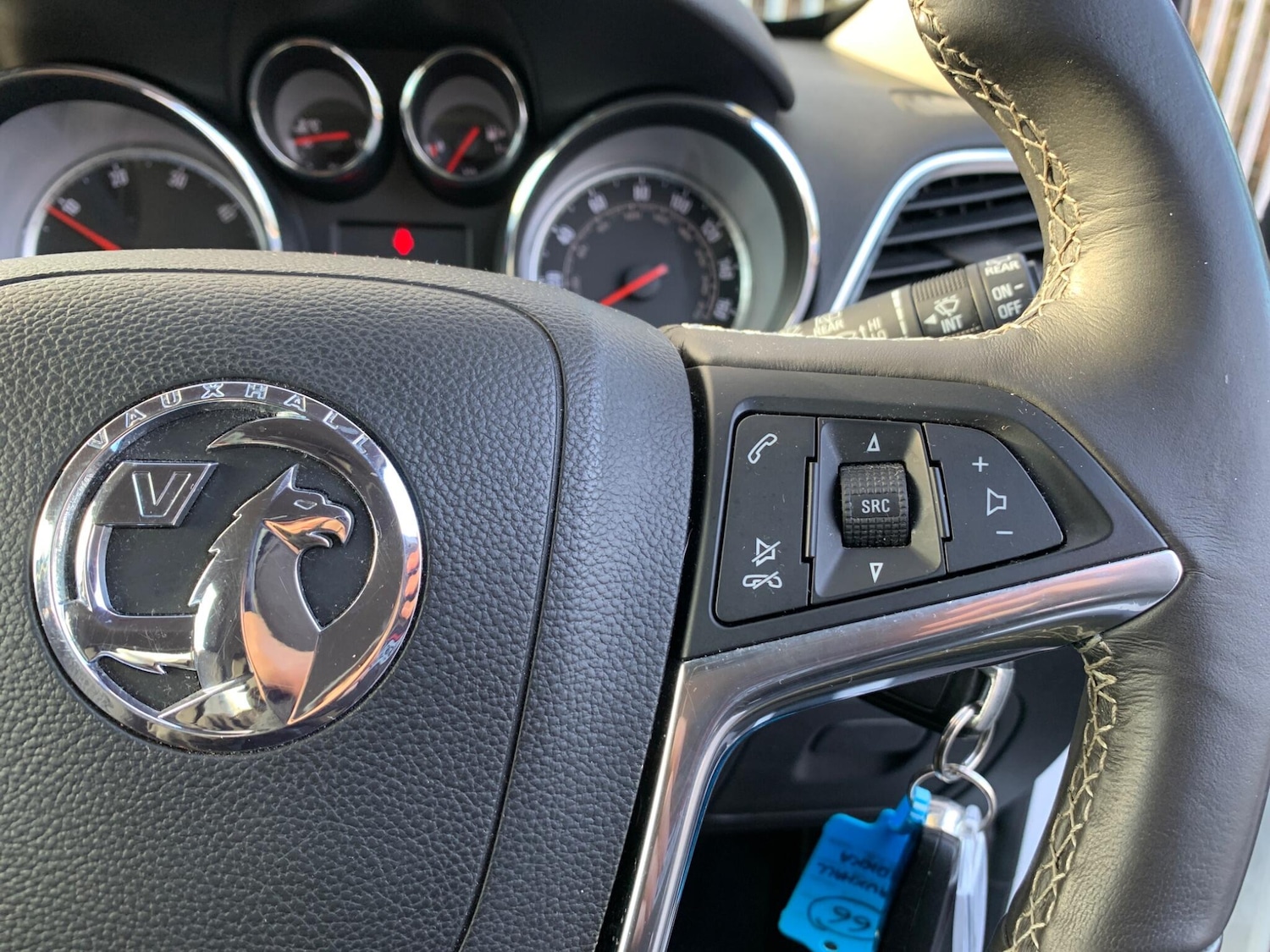 Used Vauxhall Mokka 2015 for sale - 77238640: Photo 31