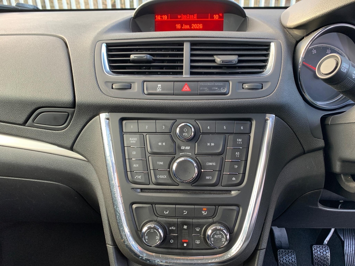 Used Vauxhall Mokka 2015 for sale - 77238640: Photo 33