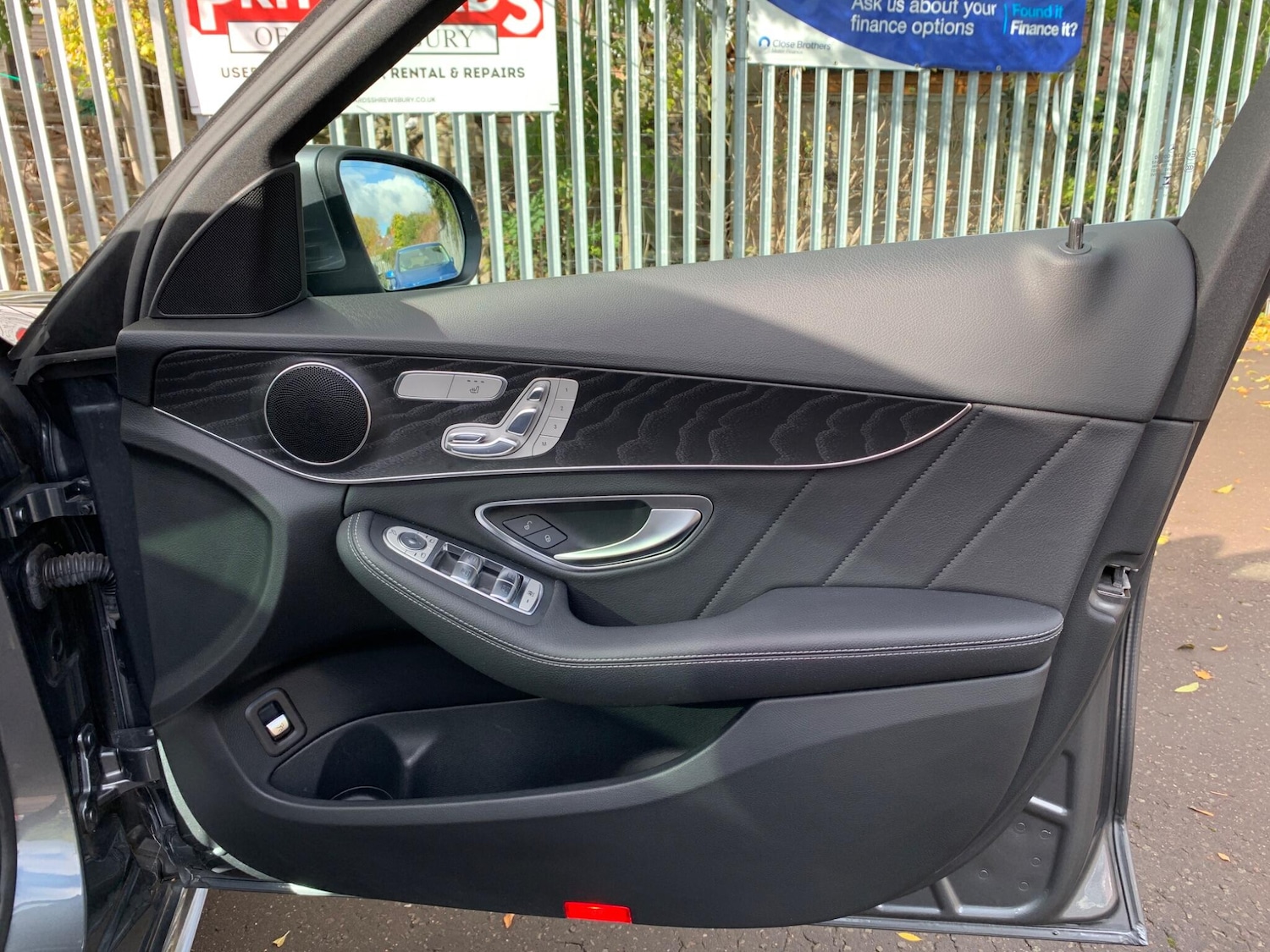 Used Mercedes-Benz C Class 2017 for sale - 76389057: Photo 26