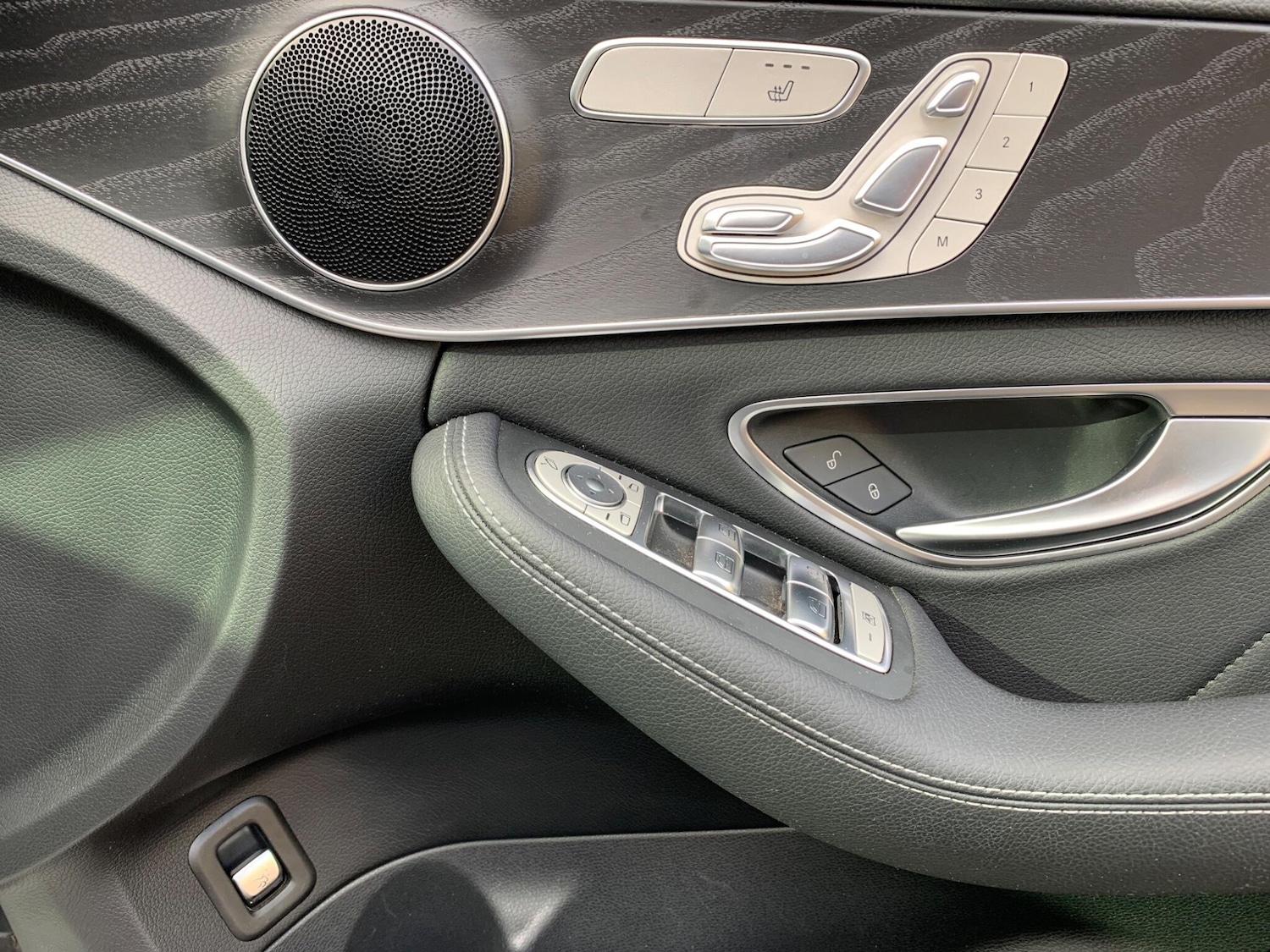 Used Mercedes-Benz C Class 2017 for sale - 76389057: Photo 27