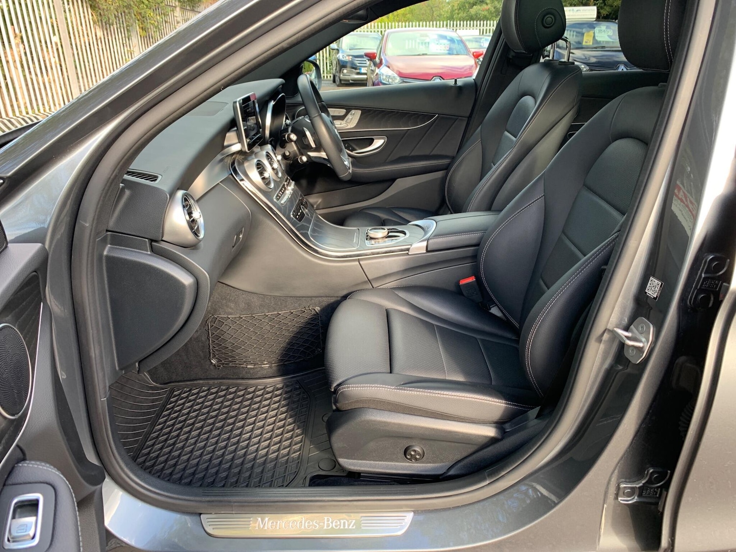 Used Mercedes-Benz C Class 2017 for sale - 76389057: Photo 47