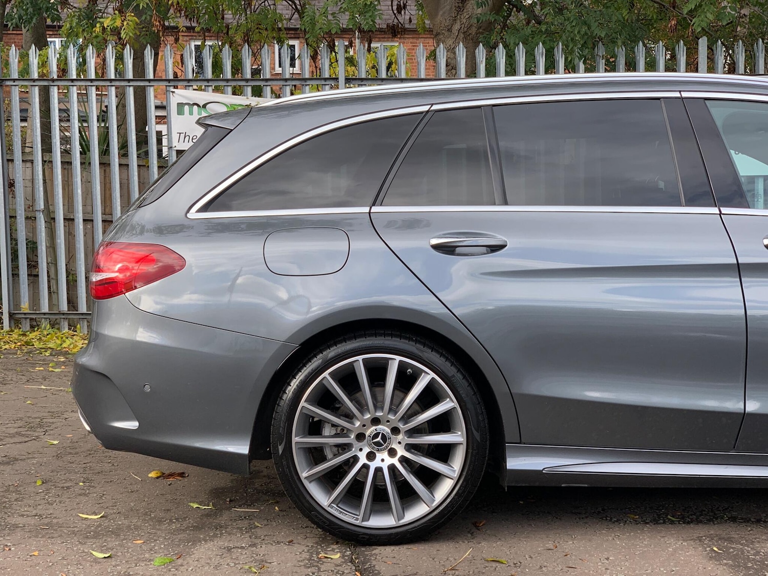 Used Mercedes-Benz C Class 2017 for sale - 76389057: Photo 9