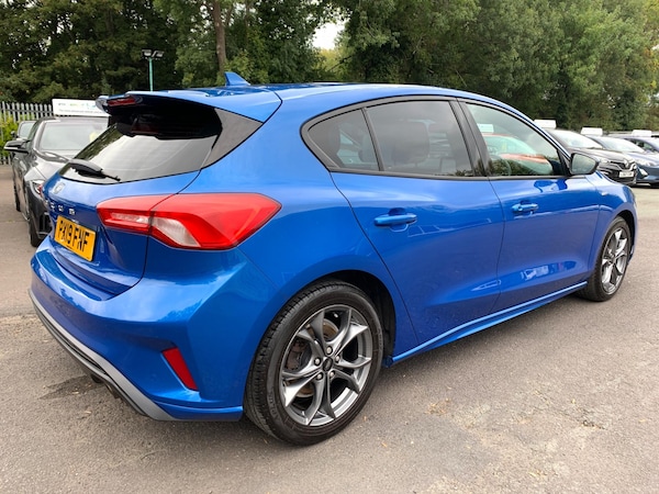 Used Ford Focus 2019 for sale - 76153209: Photo 3