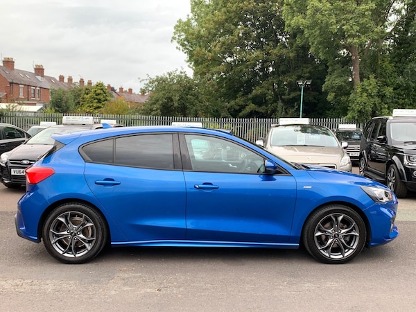 Used Ford Focus 2019 for sale - 76153209: Photo 4