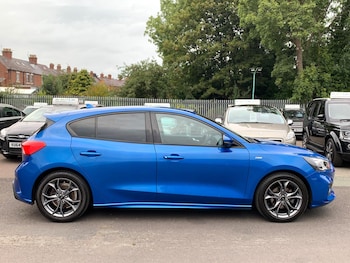 Used Ford Focus 2019 for sale - 76153209: Photo 4