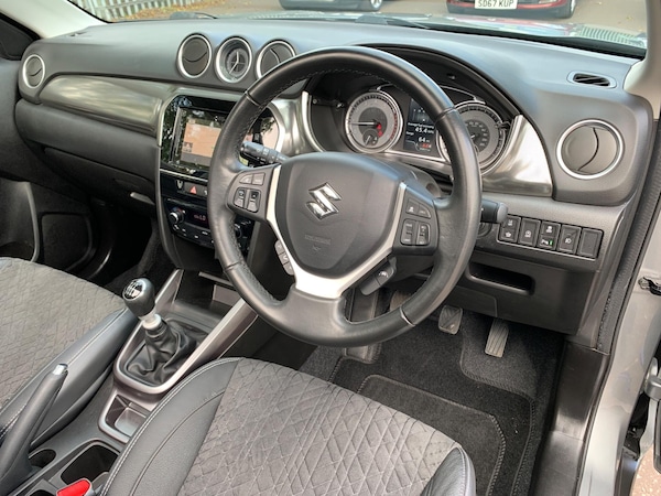 Used Suzuki Vitara 2020 for sale - 76239952: Photo 32