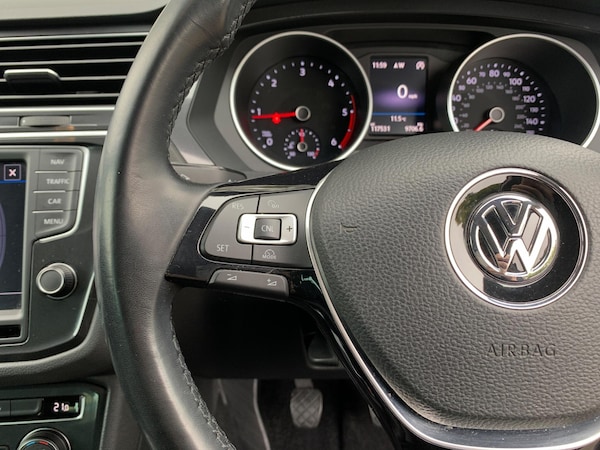 Used Volkswagen Tiguan 2017 for sale - 76246617: Photo 26