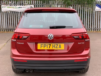 Used Volkswagen Tiguan 2017 for sale - 76246617: Photo 2