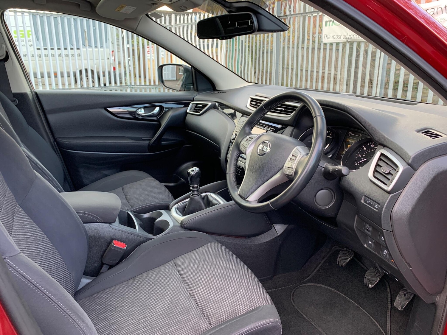 Used Nissan Qashqai 2015 for sale - 76667076: Photo 28