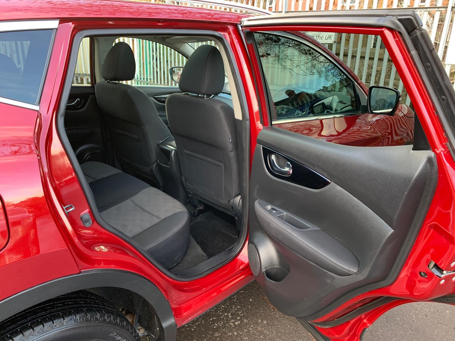 Used Nissan Qashqai 2015 for sale - 76667076: Photo 41