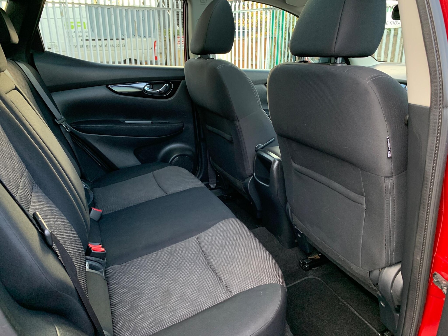 Used Nissan Qashqai 2015 for sale - 76667076: Photo 42