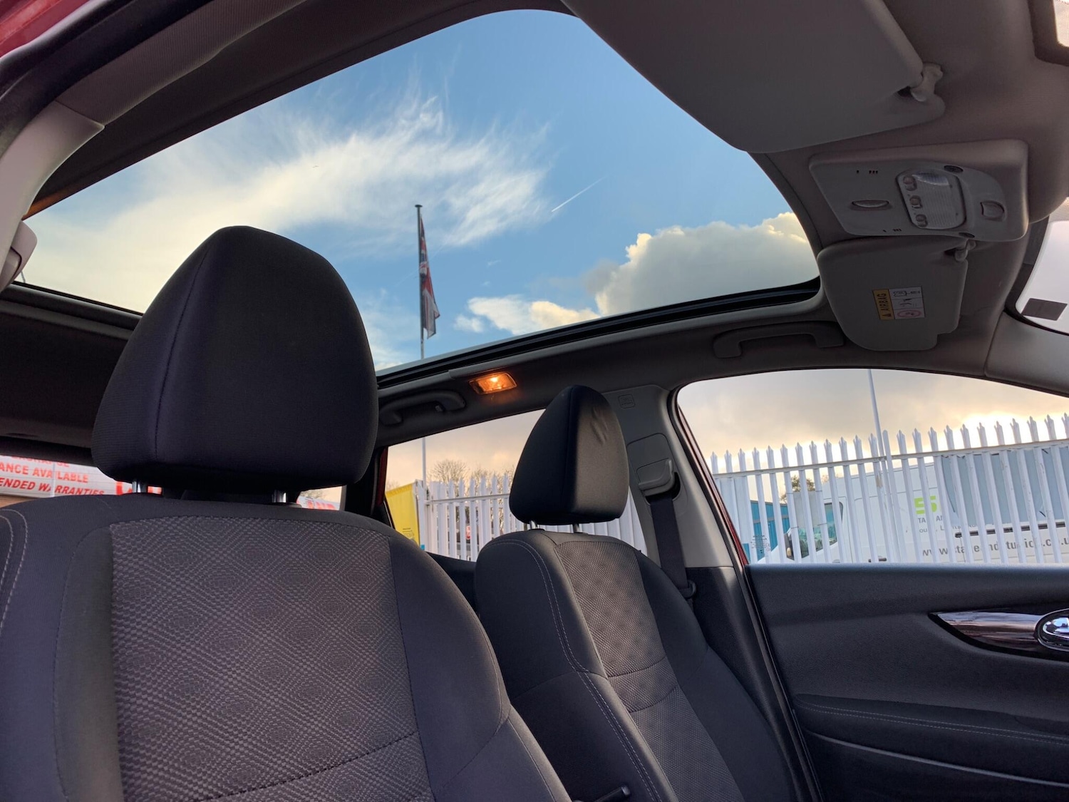 Used Nissan Qashqai 2015 for sale - 76667076: Photo 46