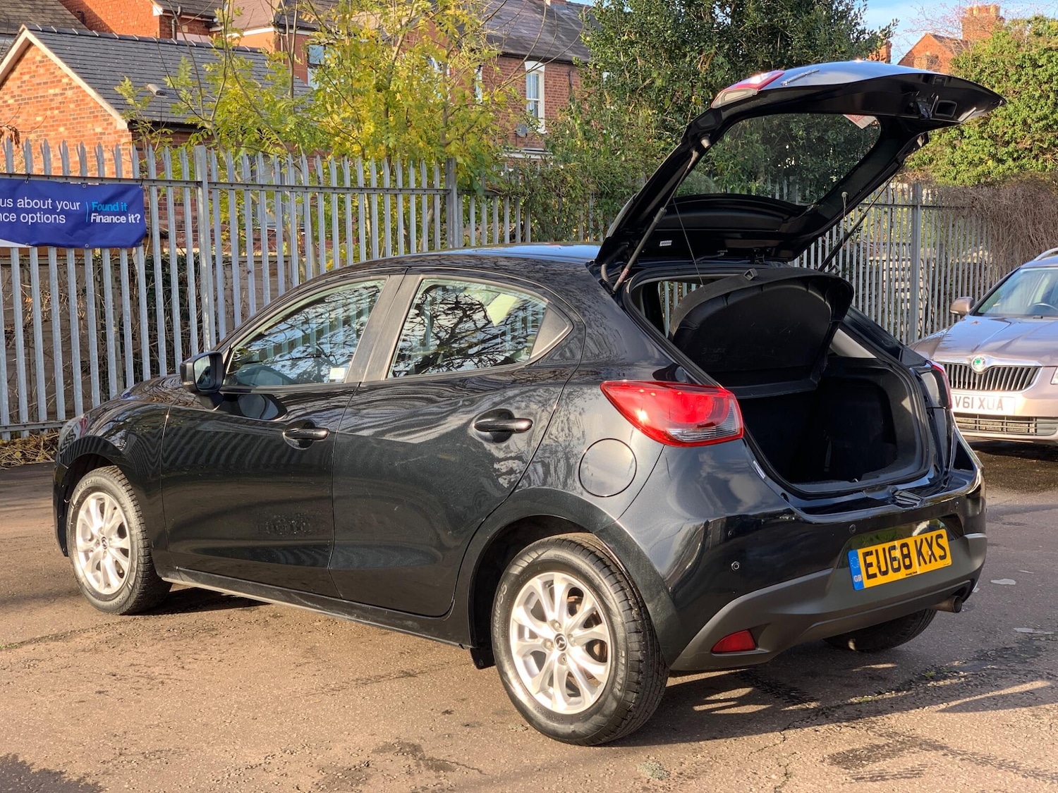 Used Mazda Mazda2 2018 for sale - 76824660: Photo 17