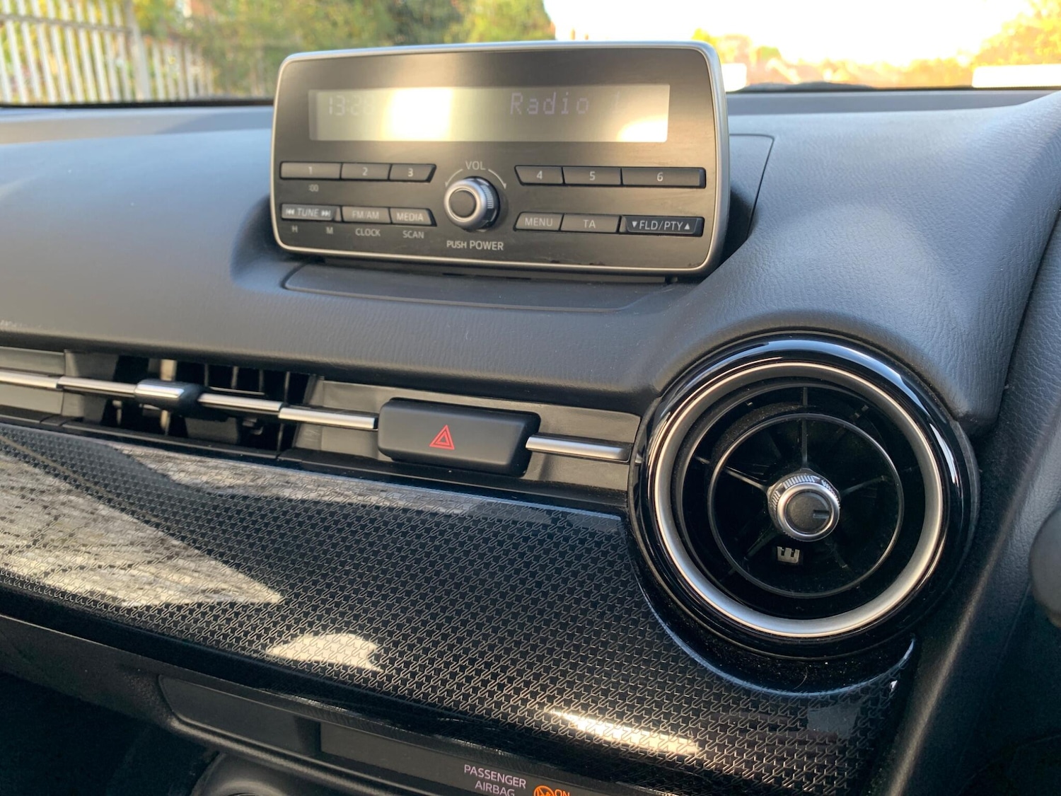 Used Mazda Mazda2 2018 for sale - 76824660: Photo 31